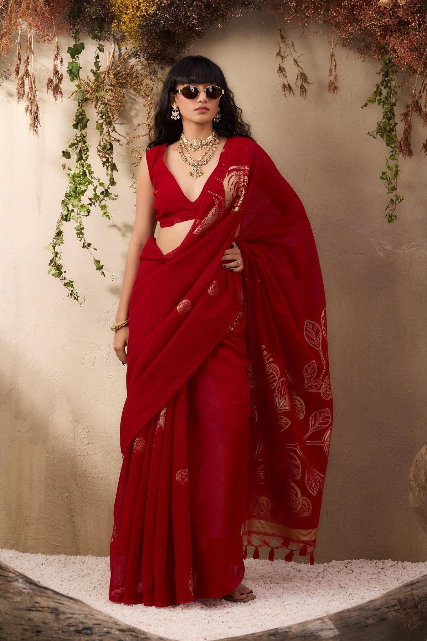 Red Pure Munga Silk Saree with Floral Weaving – Elegant Handloom Saree 1 Red Pure Munga Silk Saree available at Poorba boutique
