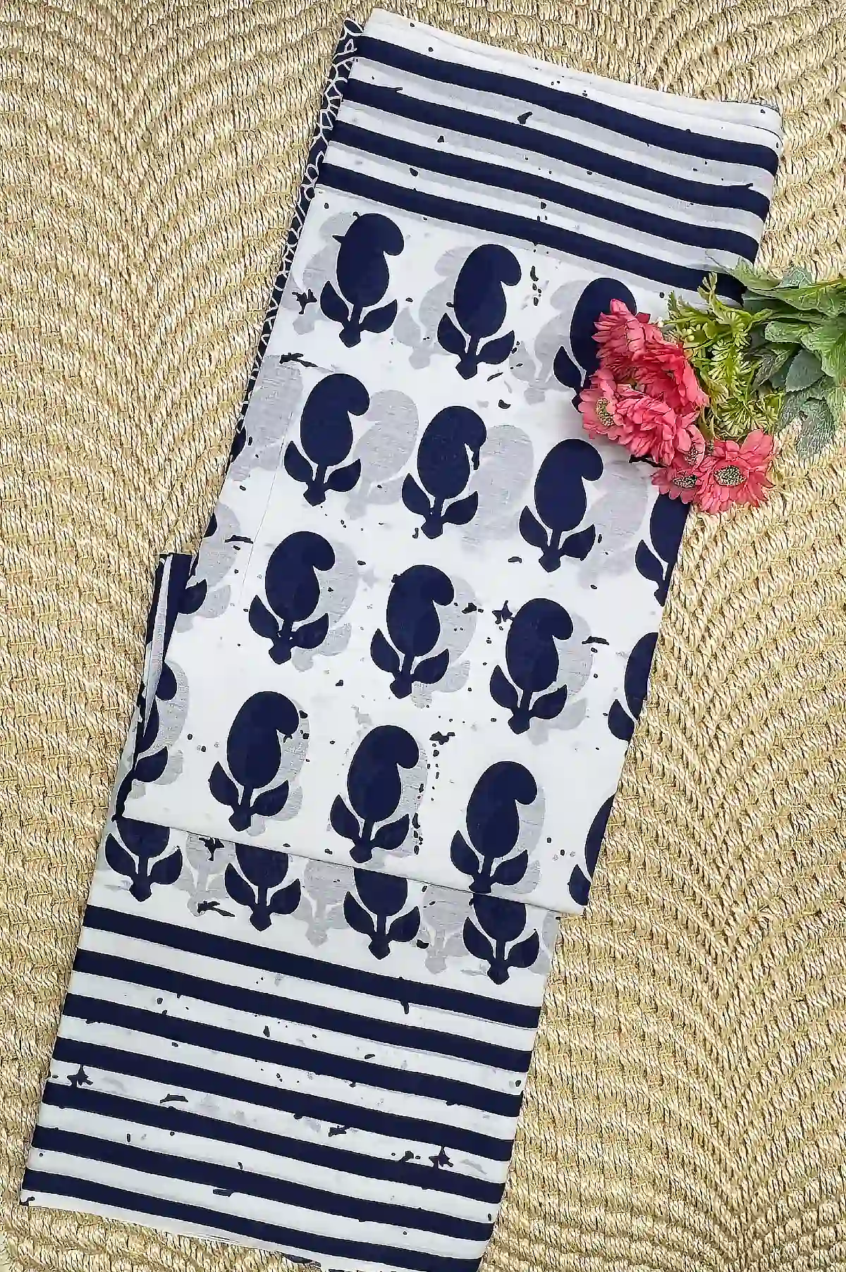 blue-bamgo-motiff-cotton-saree Elegant Blue Jaipur cotton Saree